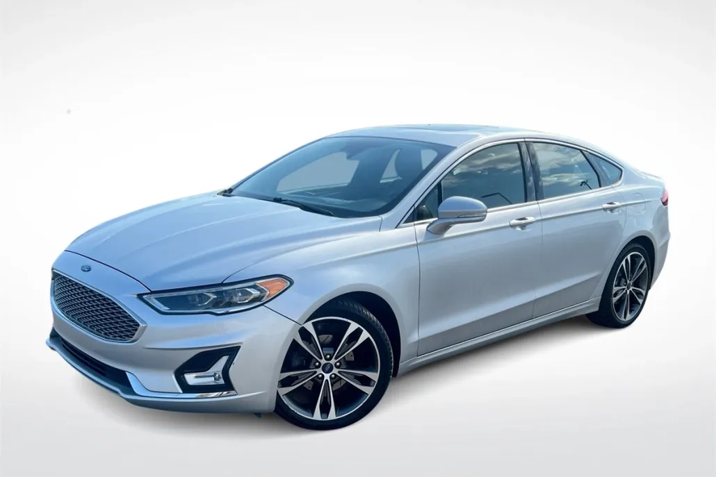 2019 Ford Fusion Titanium photo 1