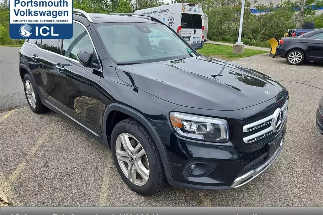 2022 Mercedes Benz GLB 250 4MATIC photo 1