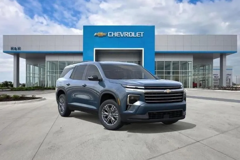 2026 Chevrolet Traverse photo 1