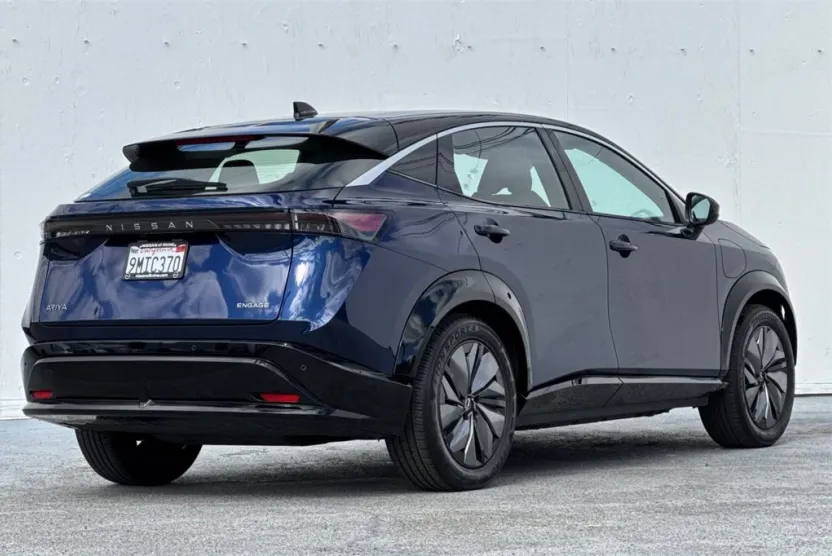 2024 Nissan ARIYA Engage Evolve+ Empower photo 1