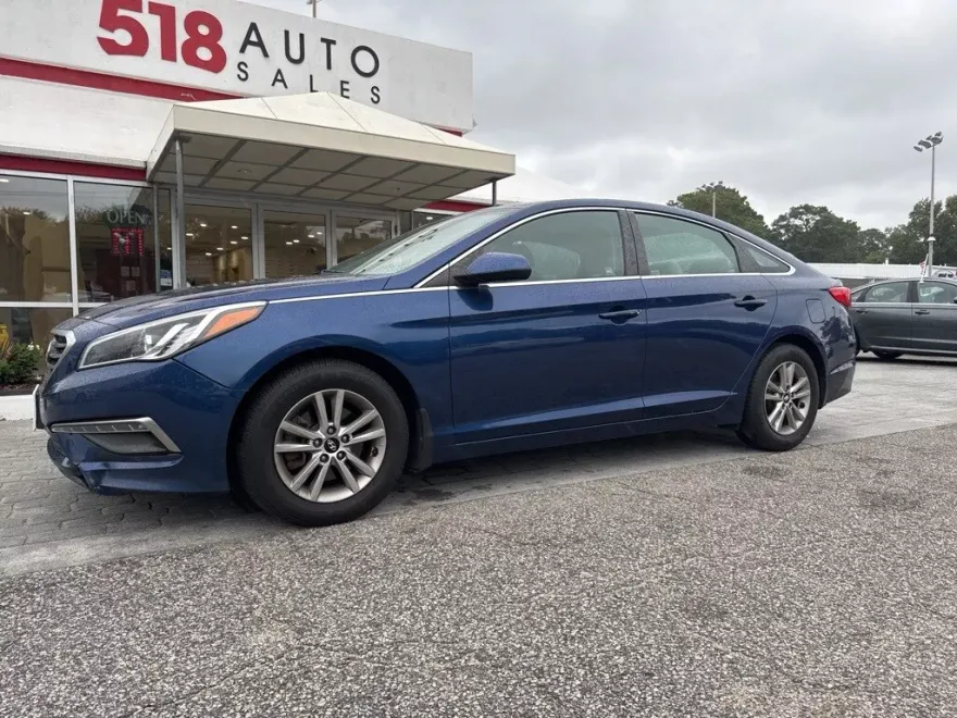 2015 Hyundai Sonata SE photo 1