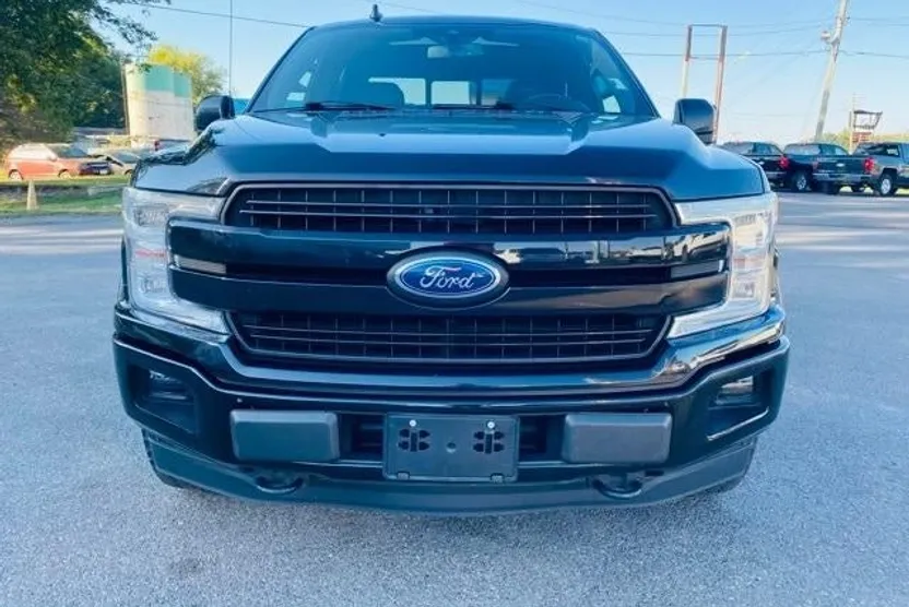 2019 Ford F-150 Lariat photo 1