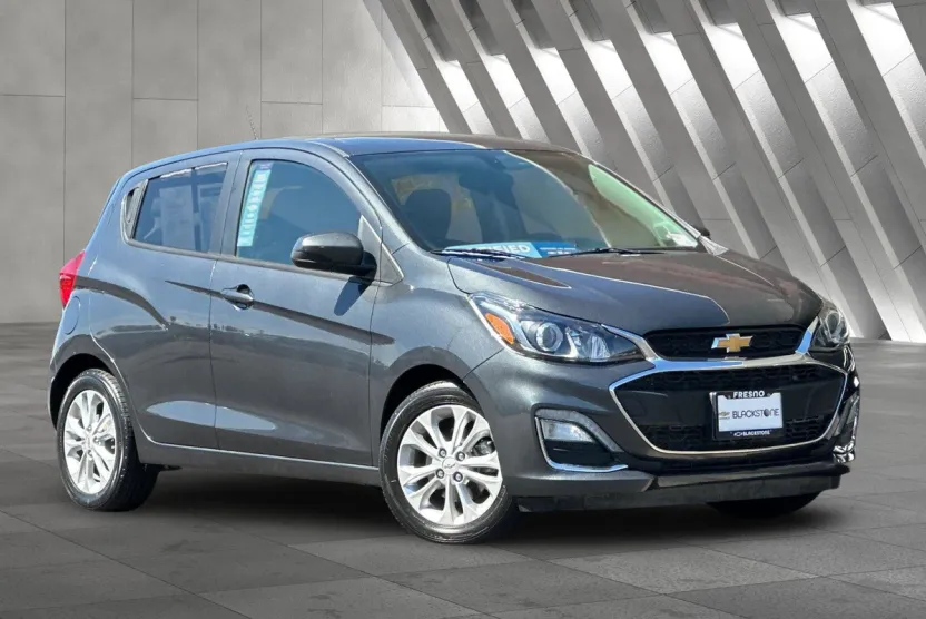 2021 Chevrolet Spark 1LT photo 1