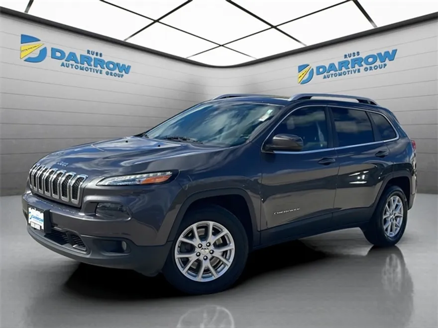 2016 Jeep Cherokee Latitude photo 1