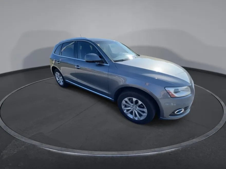 2017 Audi Q5 TFSI Premium photo 1