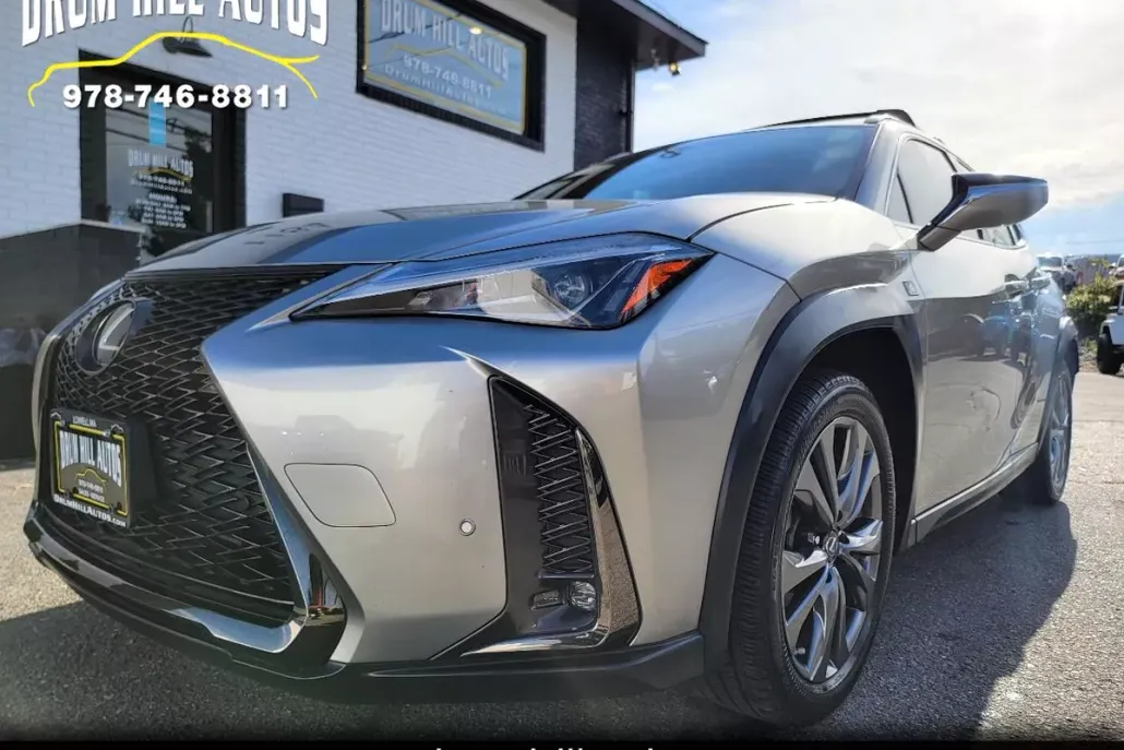 2019 Lexus UX 200 F SPORT photo 1