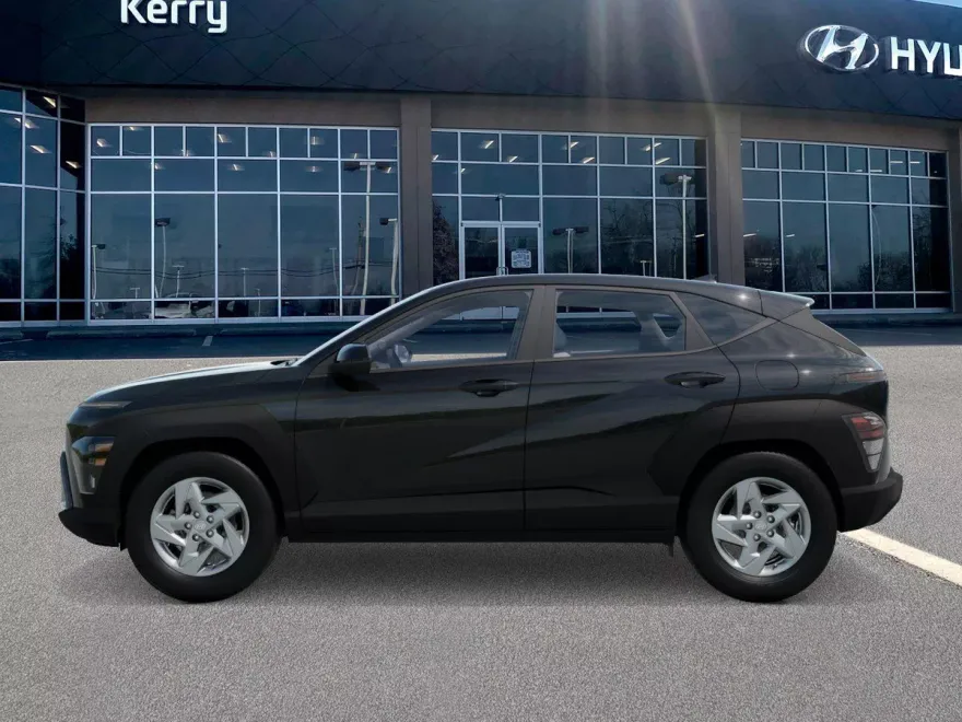 2026 Hyundai Kona SE photo 1