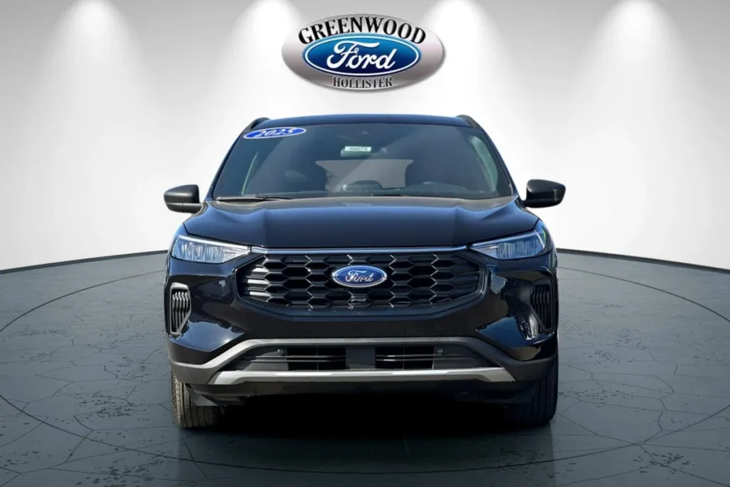2025 Ford Escape ST-Line photo 1
