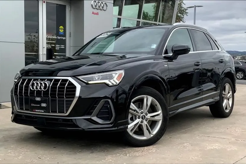 2024 Audi Q3 Premium S line photo 1