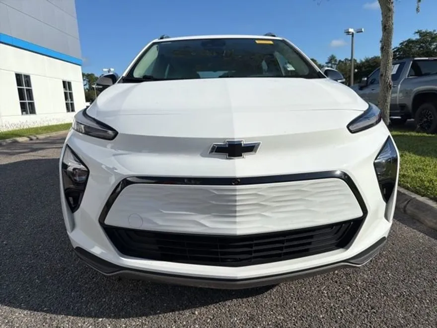 2023 Chevrolet Bolt EUV Premier photo 1