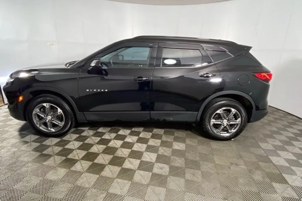 2024 Chevrolet Blazer 2LT photo 1