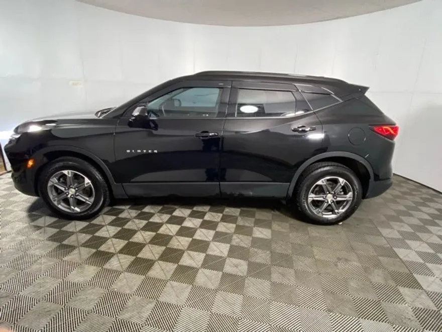 2024 Chevrolet Blazer 2LT photo 1