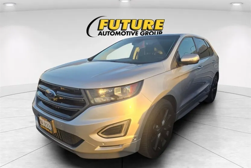 2015 Ford Edge Sport photo 1