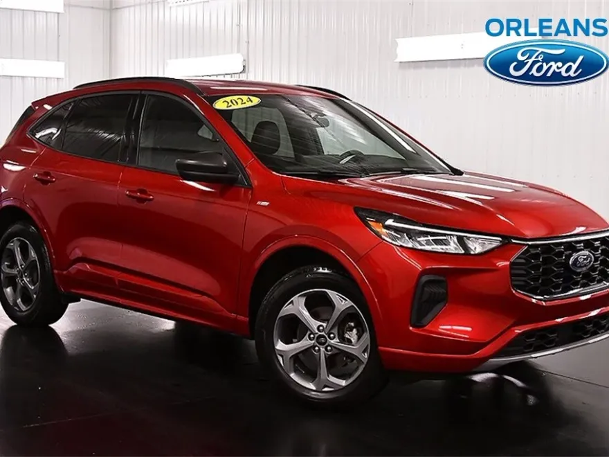 2024 Ford Escape ST-Line photo 1