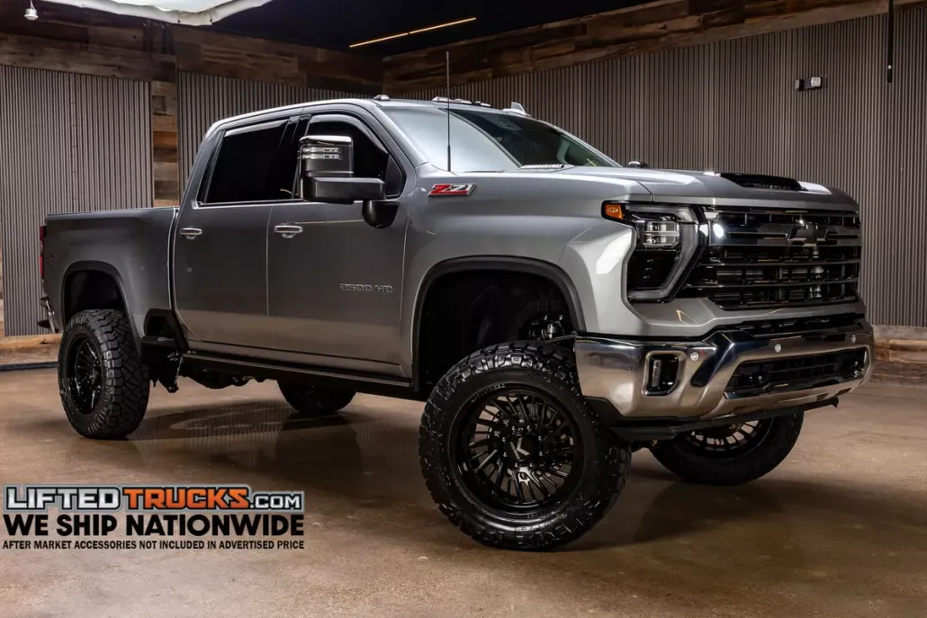 2025 Chevrolet Silverado LTZ photo 1