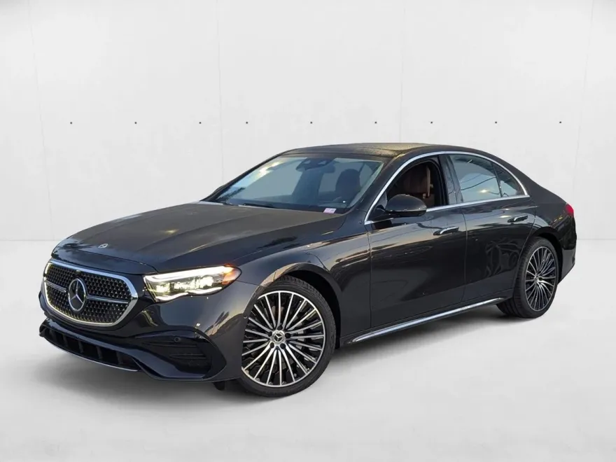 2026 Mercedes Benz E 350 4MATIC Sedan photo 1
