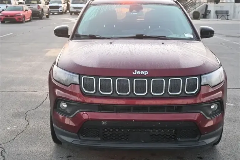 2022 Jeep Compass North Edition Latitude photo 1