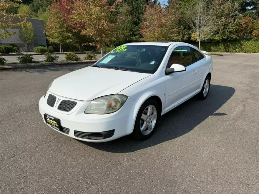 2009 Pontiac G5 LS photo 1