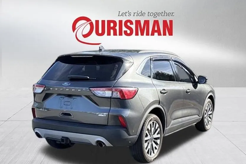 2020 Ford Escape Titanium photo 1