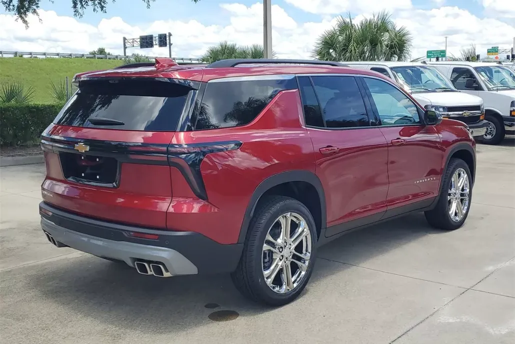 2026 Chevrolet Traverse photo 1