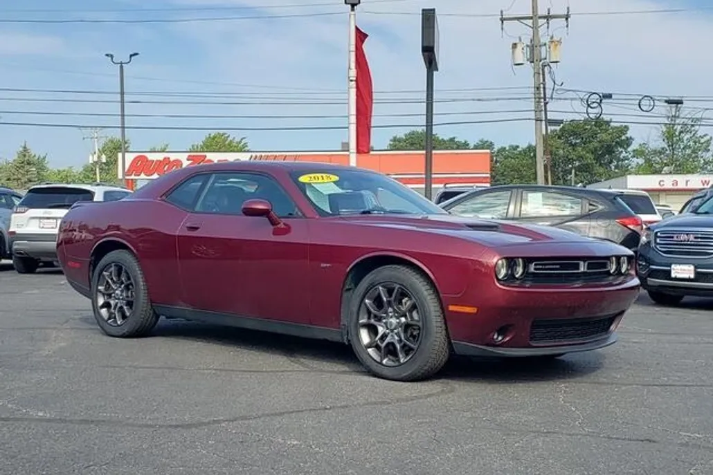 2018 Dodge Challenger GT photo 1