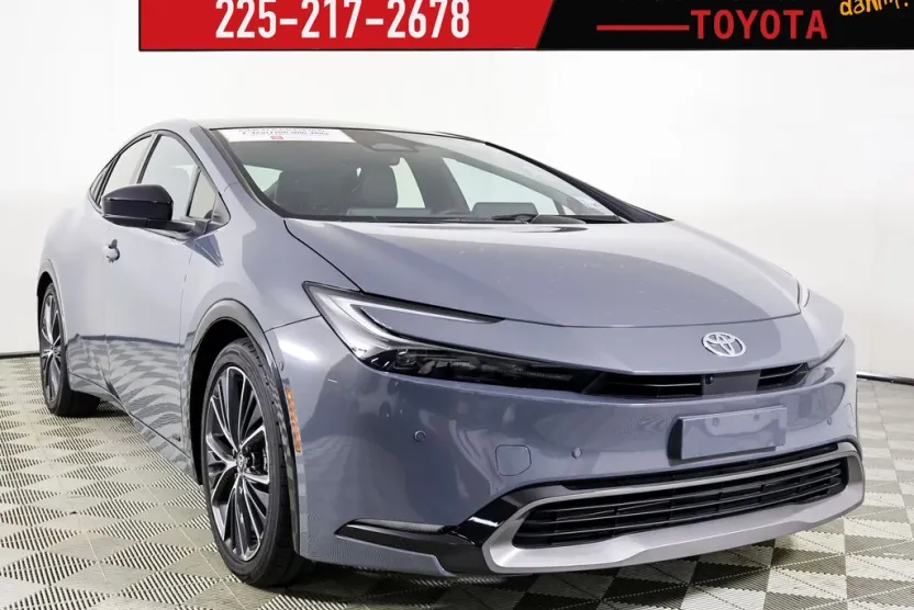 2024 Toyota Prius Limited photo 1
