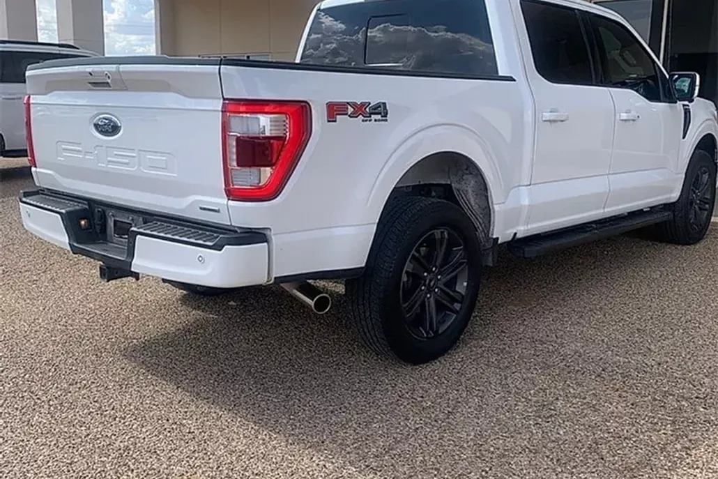 2023 Ford F-150 Lariat photo 1