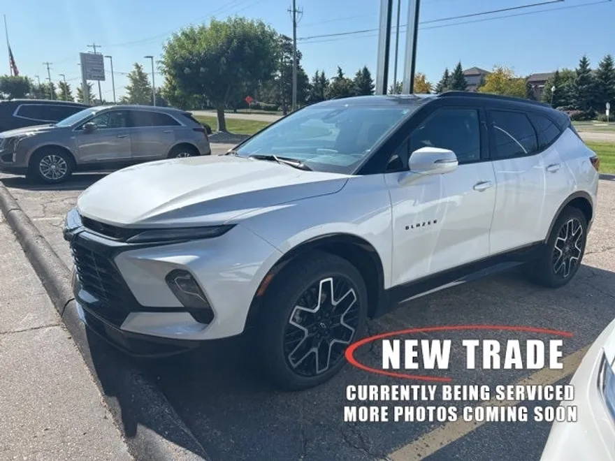 2023 Chevrolet Blazer RS photo 1