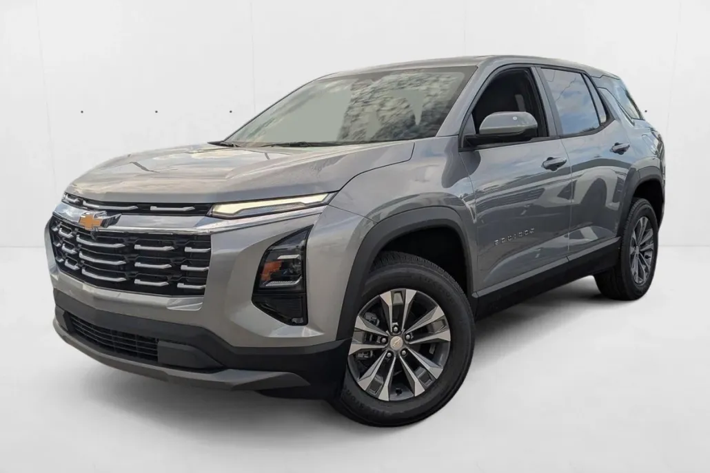 2026 Chevrolet Equinox LT photo 1