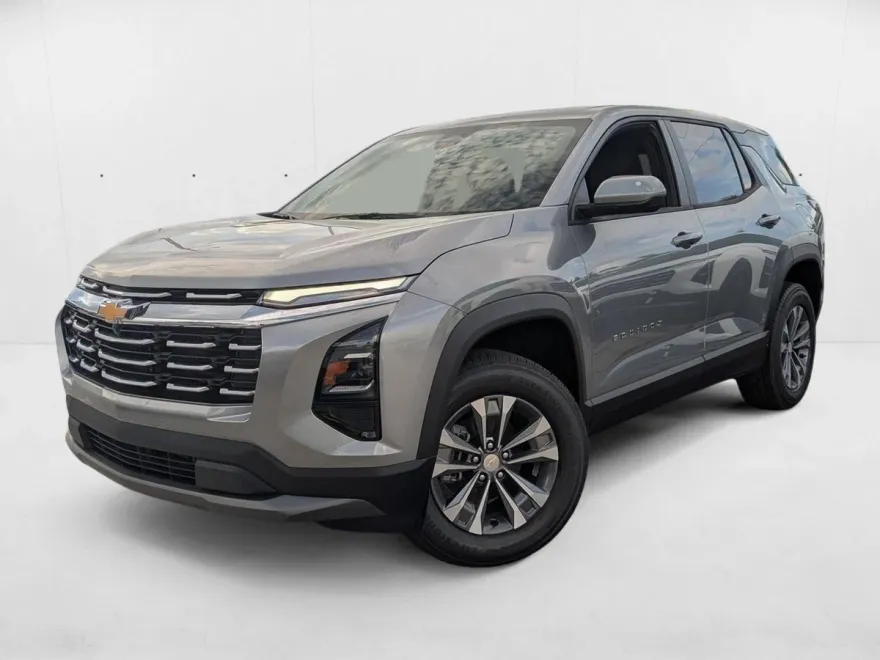 2026 Chevrolet Equinox LT photo 1