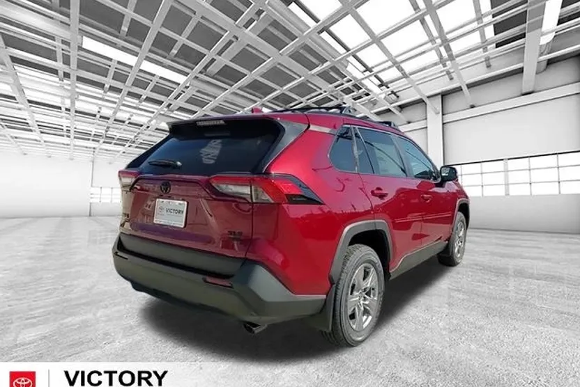 2025 Toyota RAV4 XLE photo 1
