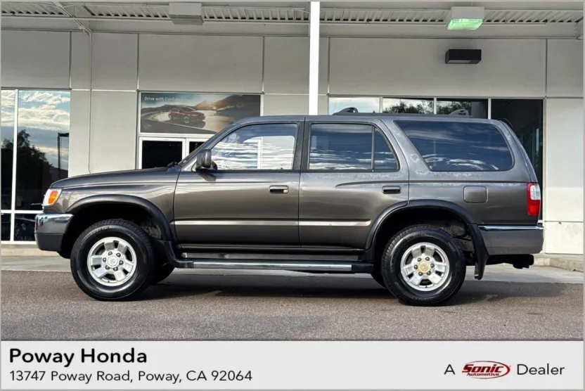 1998 Toyota 4Runner SR5 V6 photo 1