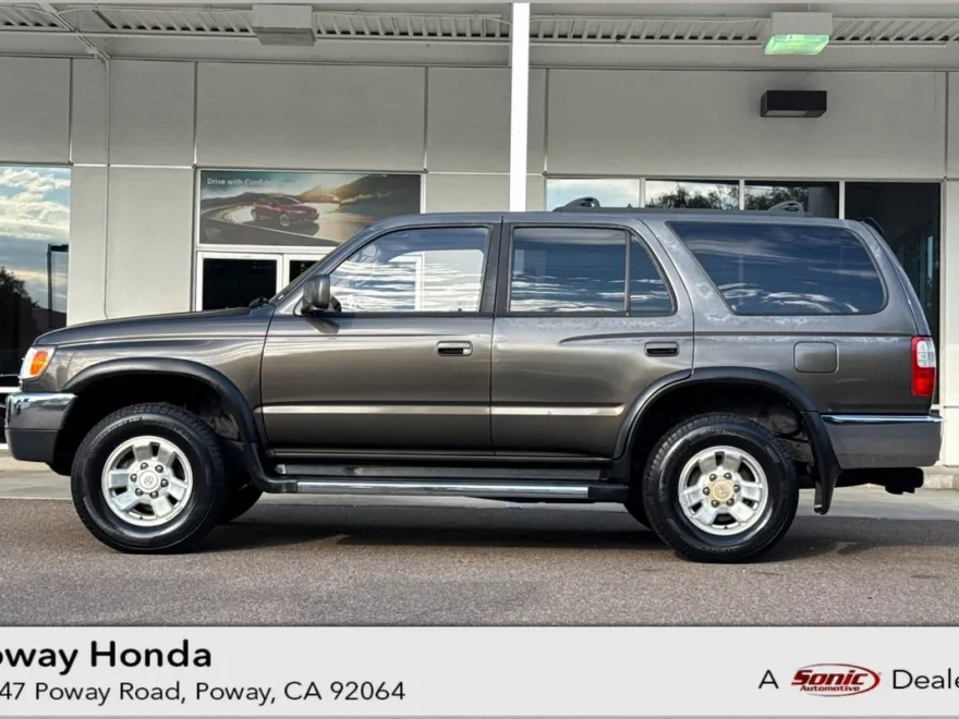 1998 Toyota 4Runner SR5 V6 photo 1