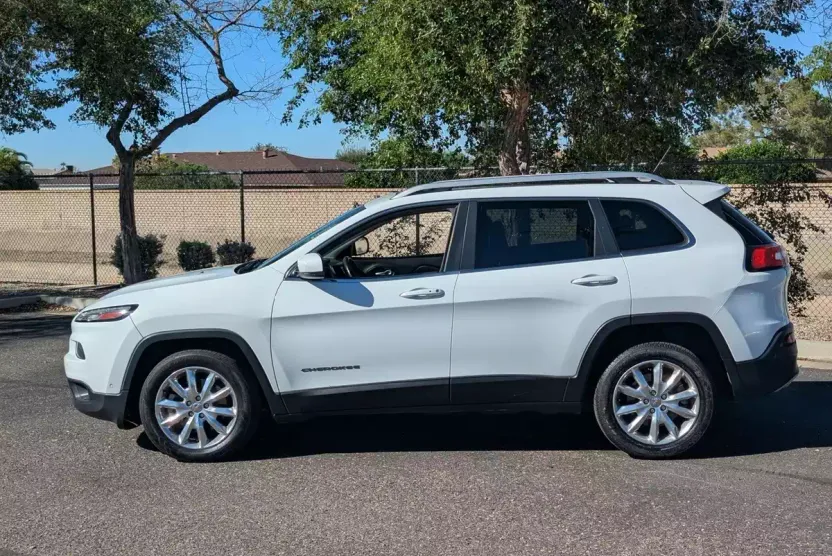 2014 Jeep Cherokee Limited photo 1