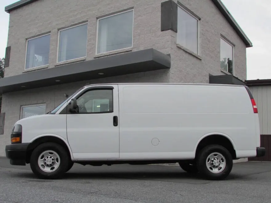 2020 Chevrolet Express 2500 Cargo photo 1