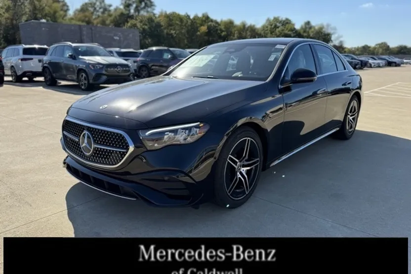 2023 Mercedes Benz C 300 4MATIC photo 1
