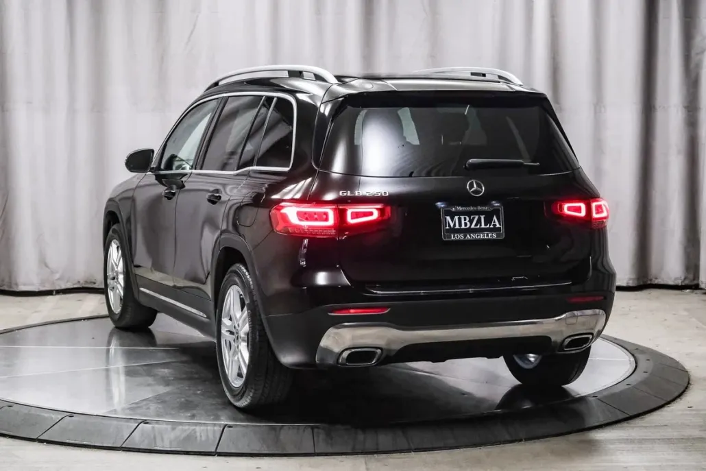 2020 Mercedes Benz GLB 250 photo 1