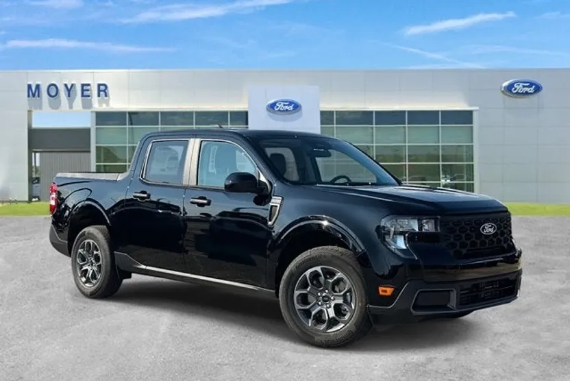 2025 Ford Maverick XLT photo 1