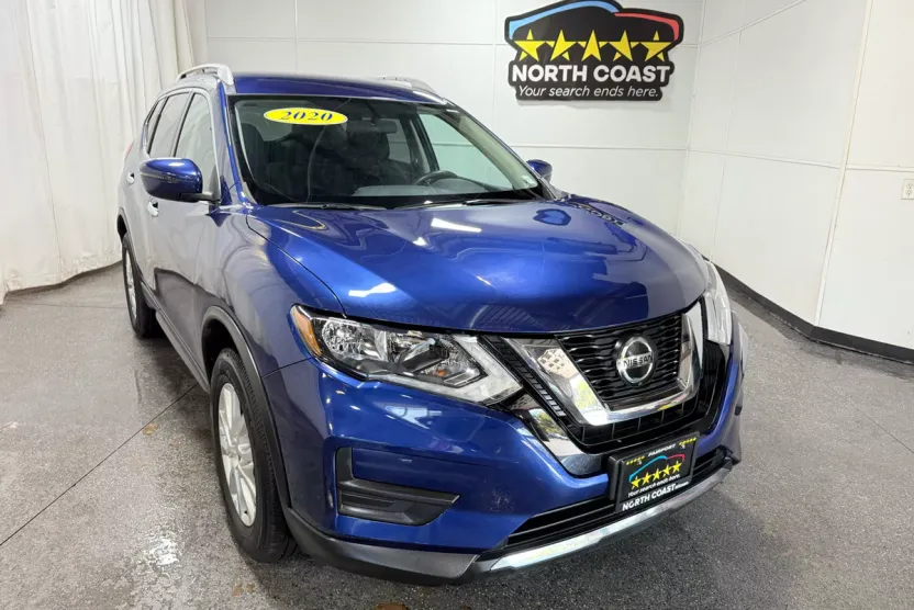 2020 Nissan Rogue SV AWD photo 1