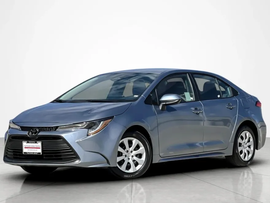 2024 Toyota Corolla LE photo 1