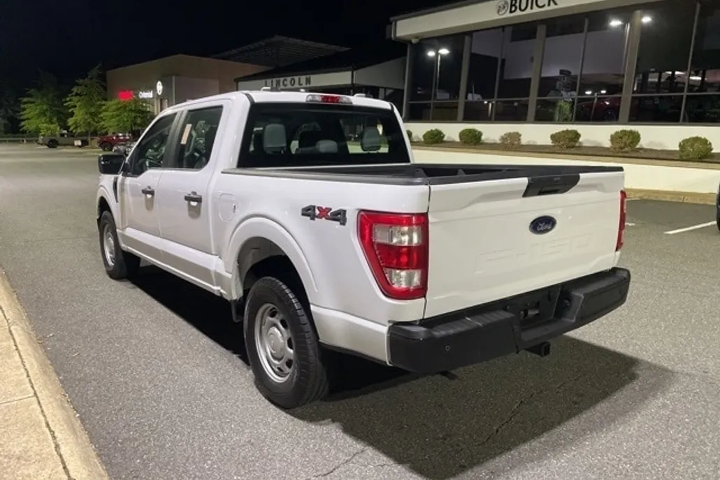 2022 Ford F-150 XL photo 1