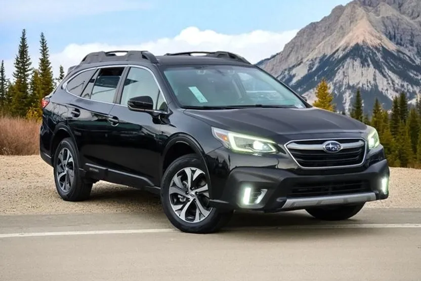 2020 Subaru Outback Limited photo 1
