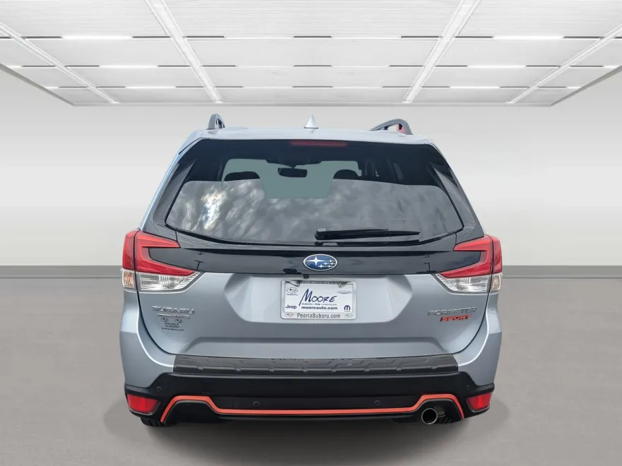 2022 Subaru Forester Sport photo 1
