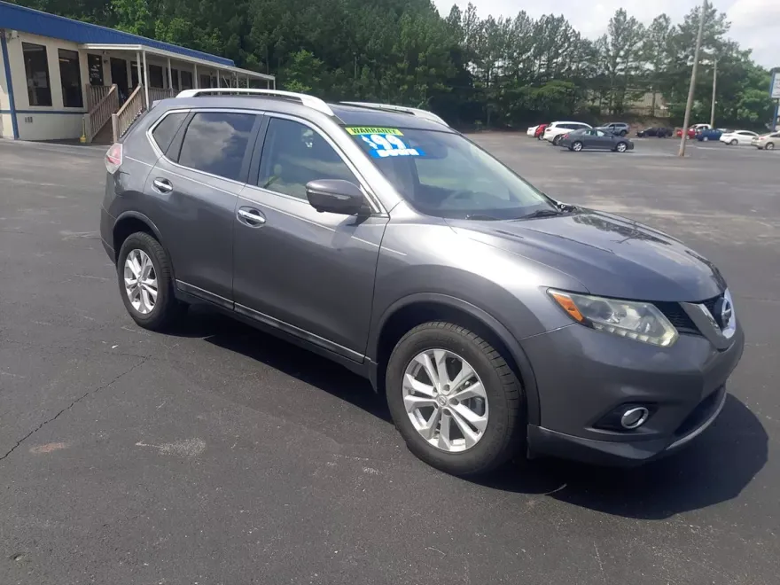 2015 Nissan Rogue SL photo 1