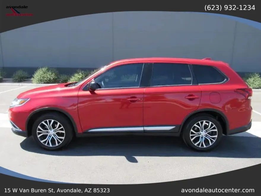 2018 Mitsubishi Outlander ES photo 1