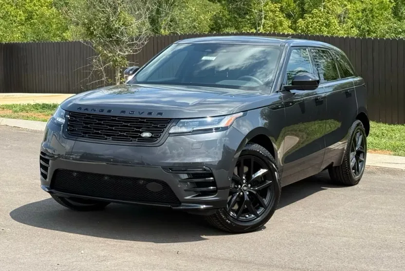 2026 Land Rover Range Rover Velar P250 Dynamic SE photo 1
