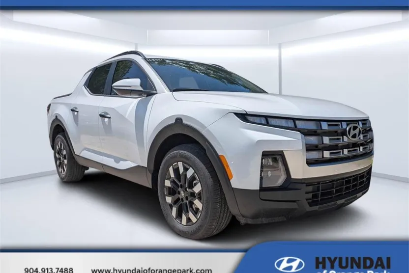 2025 Hyundai Santa Cruz SEL Activity photo 1
