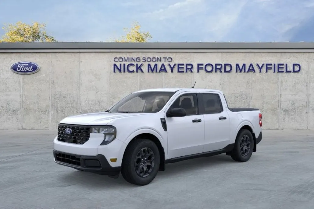 2025 Ford Maverick XLT photo 1