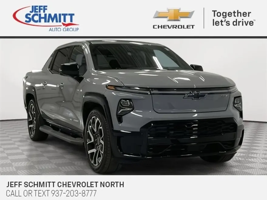 2025 Chevrolet Silverado EV RST photo 1