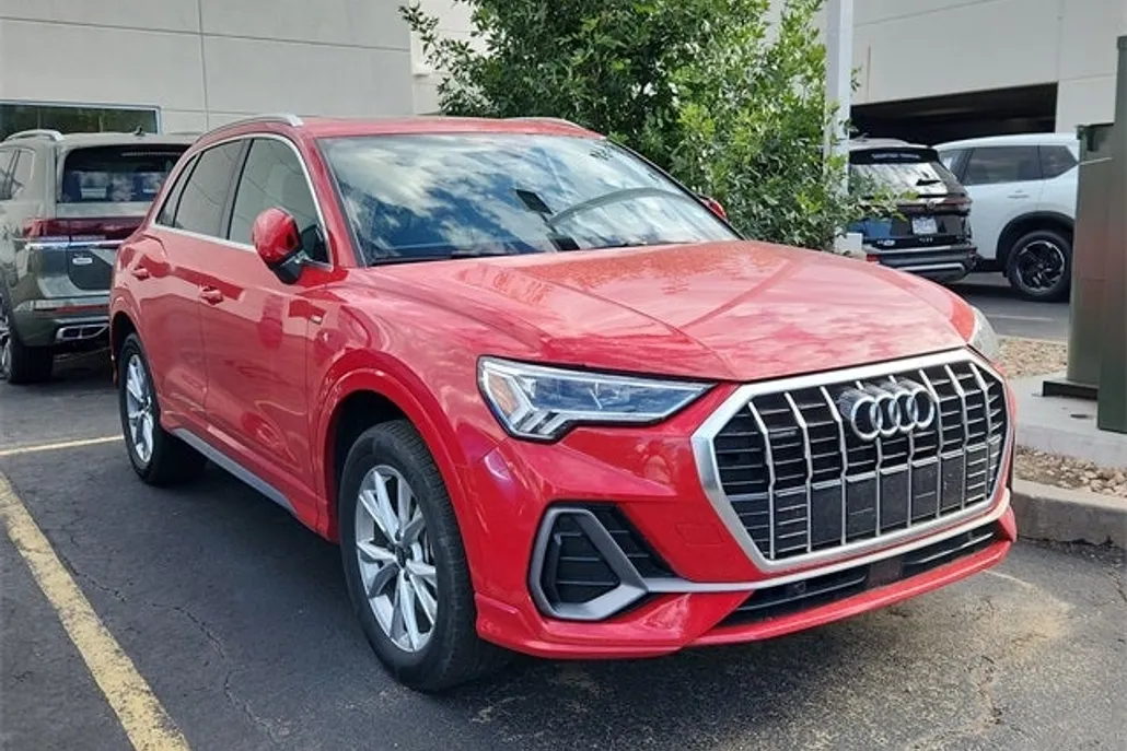 2024 Audi Q3 Premium S line photo 1